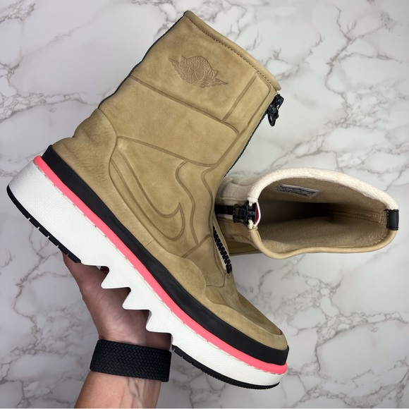 Nike Air Jordan 1 Retro Jester XX - Picture 5 of 16